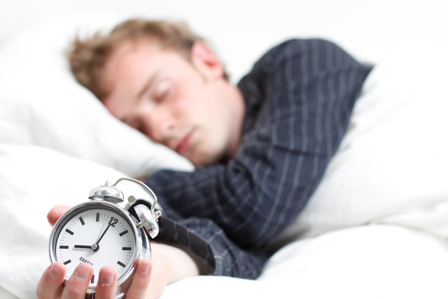 خواب کمتر از ۷ ساعت موجب سرطان می‌شود
