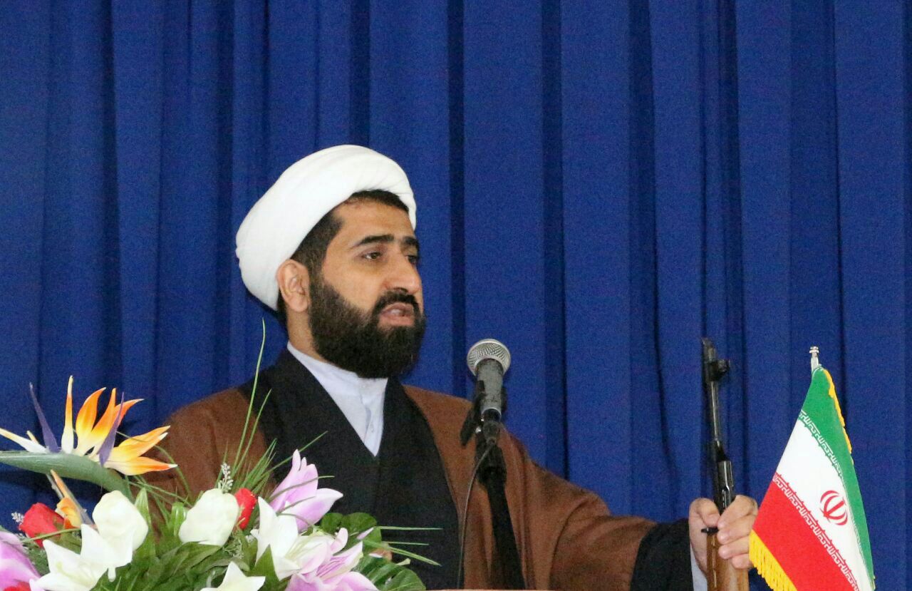 انتقاد امام جمعه اسالم از گرانی های سرسام آور و بی سابقه در آستانه عید نوروز