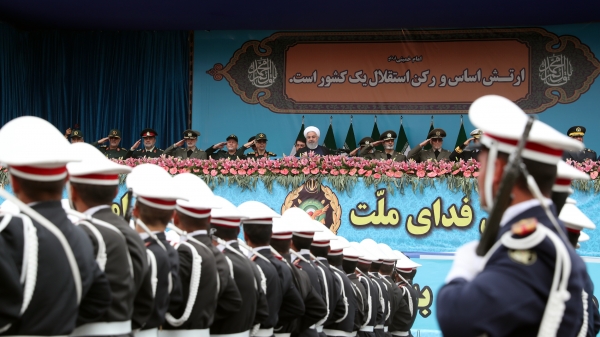 روحانی: توهین به نیروهای مسلح توهین به ملت ایران است/ سردمداران آمریکا در اوهام خود غرق شده‌اند