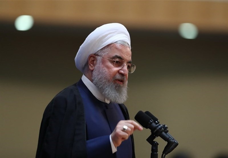 روحانی: قطعا از رنج و مشکلات مردم خبر دارم/ پیروز میدان مبارزه با آمریکا هستیم