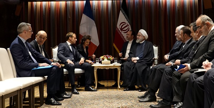 دیدار روحانی و مکرون/رئیس جمهور فرانسه از طرح امنیت منطقه‌ای ایران استقبال کرد