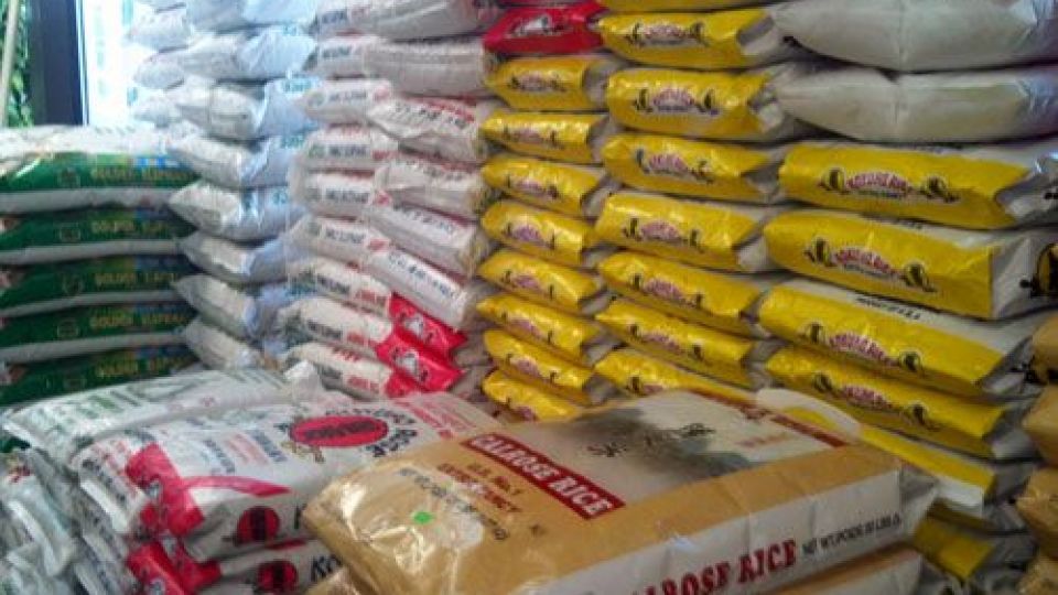 ممنوعیت ثبت سفارش و واردات برنج تا پایان فصل برداشت در جهت کمک به تولید داخل و حمایت از شالیکاران در شمال کشور است