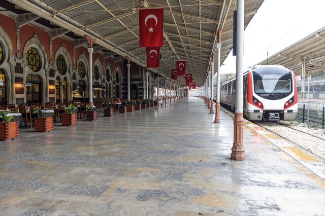 اتصال شبکه‌ریلی سراسری ایران و ترکیه/ راه‌اندازی قطار تهران-استانبول به زودی