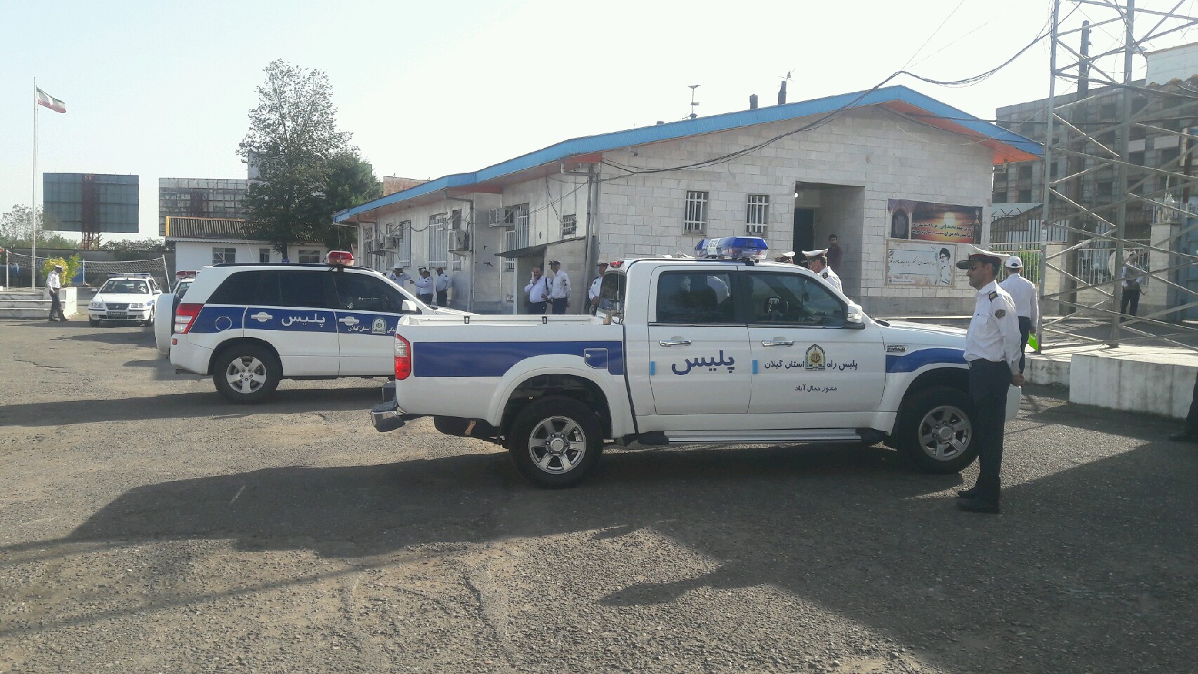 کاروان پلیس گیلان به مرز مهران اعزام شدند