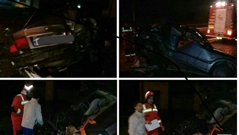 تلاش آتش‌نشانان در پی محبوس شدن راننده جوان خودروی سواری در جاده تهران