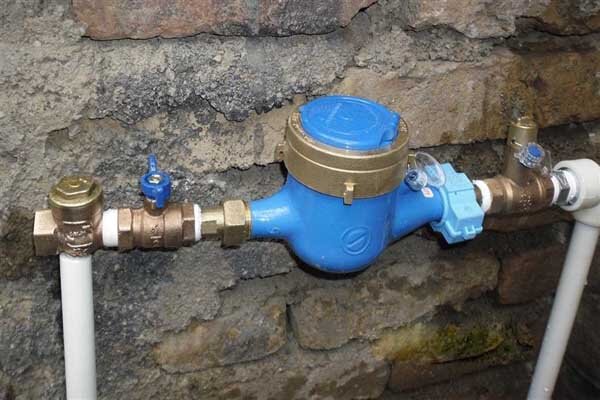 هشدار اداره آب گیلان/ کنتور‌های آب را در برابر سرما محافظت کنید