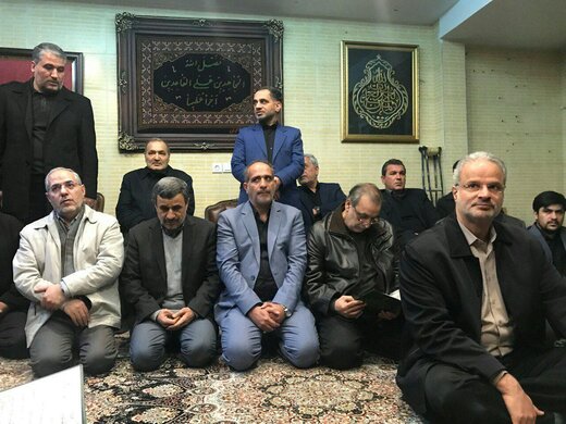 حضور احمدی‌نژاد در منزل سپهبد شهید حاج قاسم سلیمانی