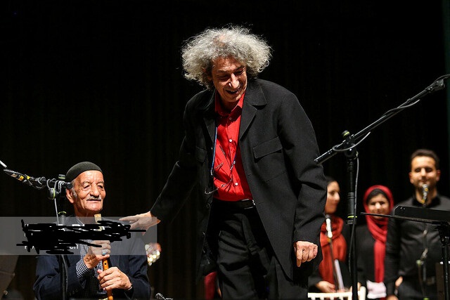 نادر مشایخی: ما برای تفریح موسیقی درست نمی کنیم/شجاعت داشته باشید و به صحنه بروید