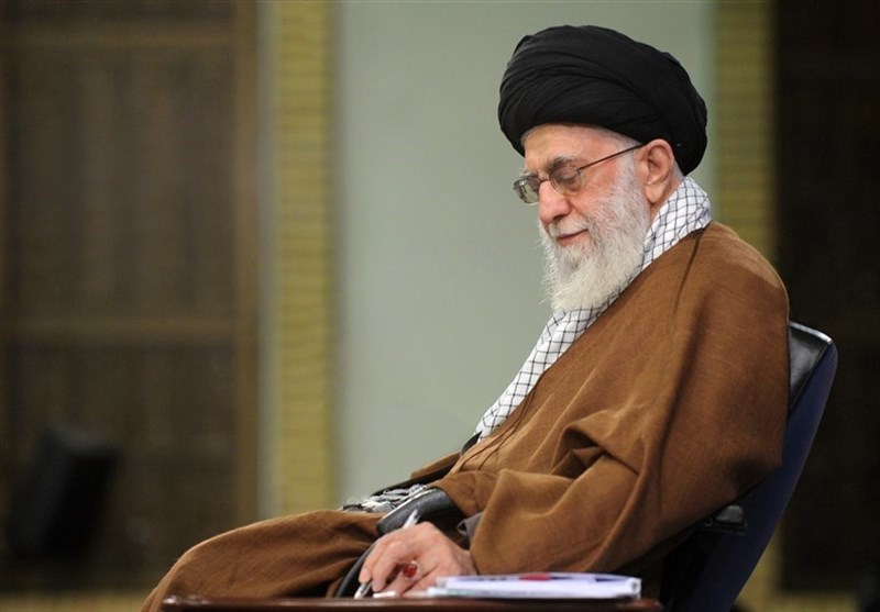 امام خامنه‌ای خطاب به پزشکان و پرستاران در مواجهه با ویروس کرونا: ارزش کار پزشکی را بالا بردید