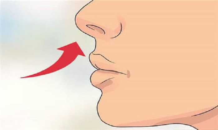 تاکید پزشکان بر اختلال بویایی به عنوان نشانه اولیه کووید-۱۹