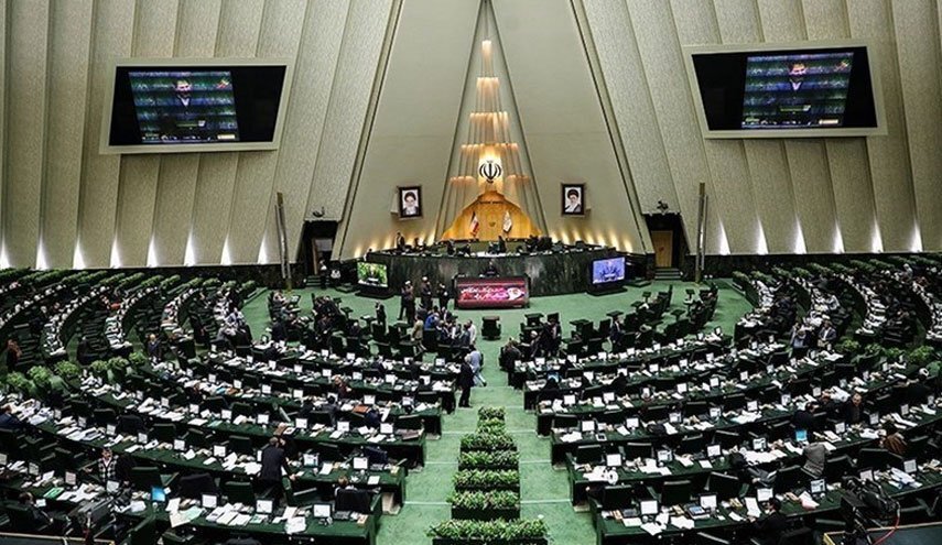 نامه ۲۳۰ نماینده مجلس به امام خامنه‌ای درباره جاسوسی از طریق جریان نفوذ