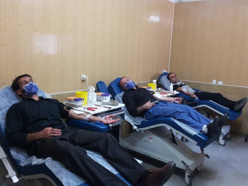 اهداء خون بیش از ۱۶۰۰ نفر تاسوعا و عاشورا در گیلان