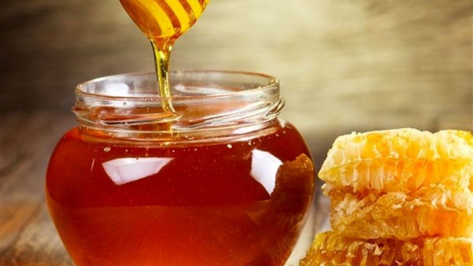 خواص شگفت‌انگیز عسل را بدانید/ احتمال درمان کرونا با عسل
