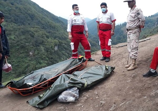 مرگ ۲ برادر گردشگر اردبیلی در آستارا بر اثر سقوط به دره