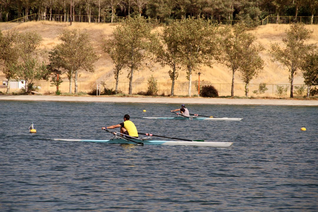 اردوی تیم ملی روئینگ برای انتخابی المپیک در دریاچه آزادی برگزار می‌شود