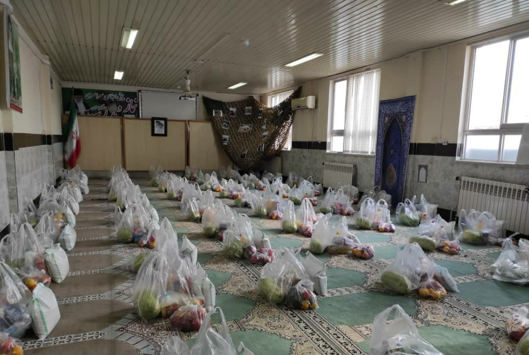 اهدای ۶۰ بسته کمک معیشتی به آسیب دیدگان کرونا در کوچصفهان