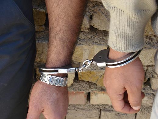 دستگیری سارقان مغازه با ۹ فقره سرقت در رشت