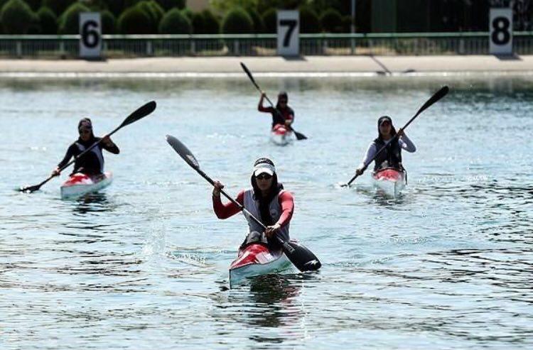 بانوان قایقران گیلانی در لیگ برتر آبهای آرام درخشیدند