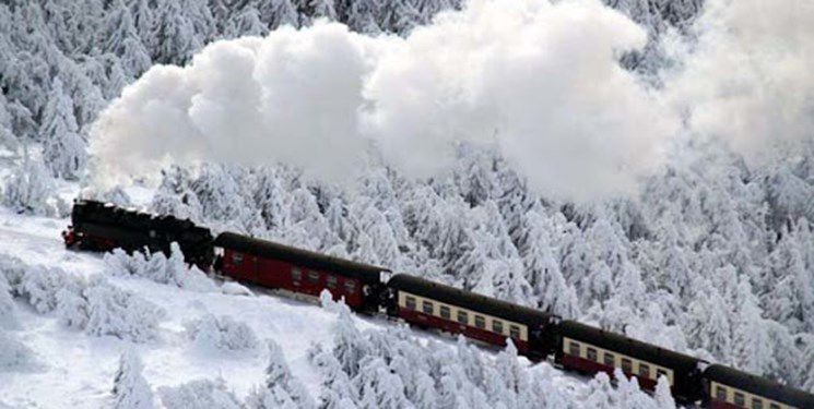 آمادگی ناوگان ریلی راه‌آهن شمال ۲ برای جابه‌جایی مسافران در شرایط برف و باران