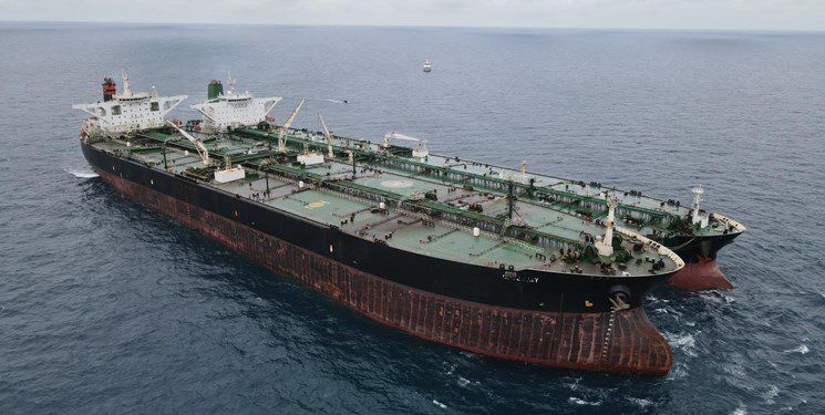 ۲ نفتکش در آب‌های اندونزی توقیف شدند/ یکی از نفتکش‌ها ایرانی است