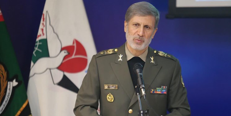 وزیر دفاع: نتیجه ایستادگی مردم در برابر نظام سلطه، اقتدار امروز ایران اسلامی است