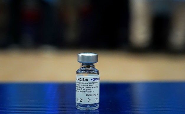 پای دلالان دارو به واکسن کرونا هم باز شد؛ اسپوتنیک وی ۸۰ میلیونی در ناصرخسرو