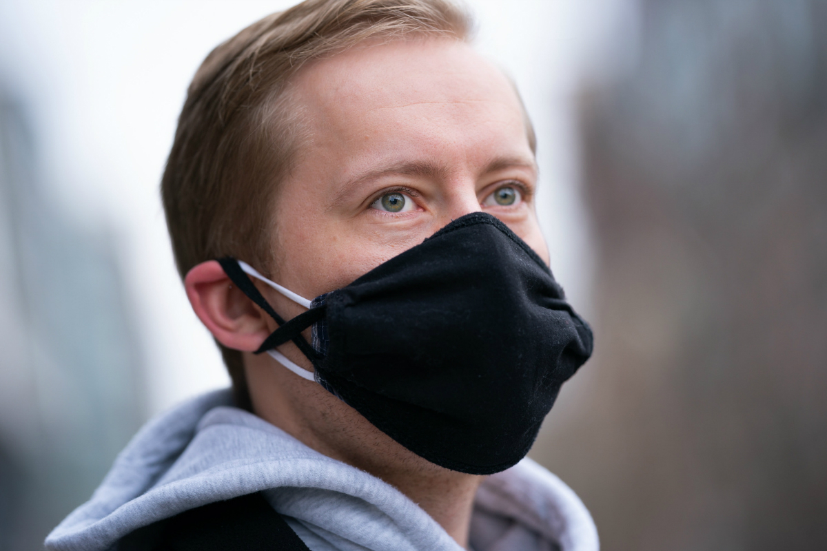 مرکز CDC آمریکا اثربخشی ۲ برابری استفاده همزمان از ۲ ماسک را تایید کرد