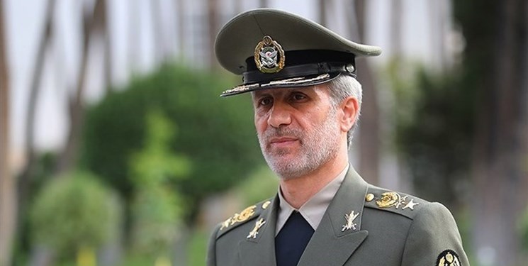 وزیر دفاع: سپاه پاسداران قدرت راهبردی و ظرفیت برتر جمهوری اسلامی است