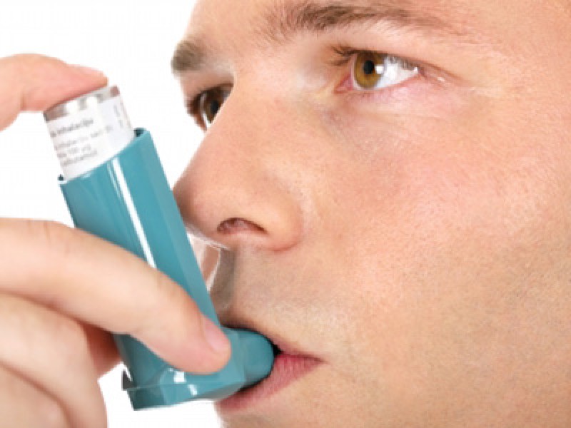 آیا آسم درمان قطعی دارد؟ عوامل تشدید کننده بیماری