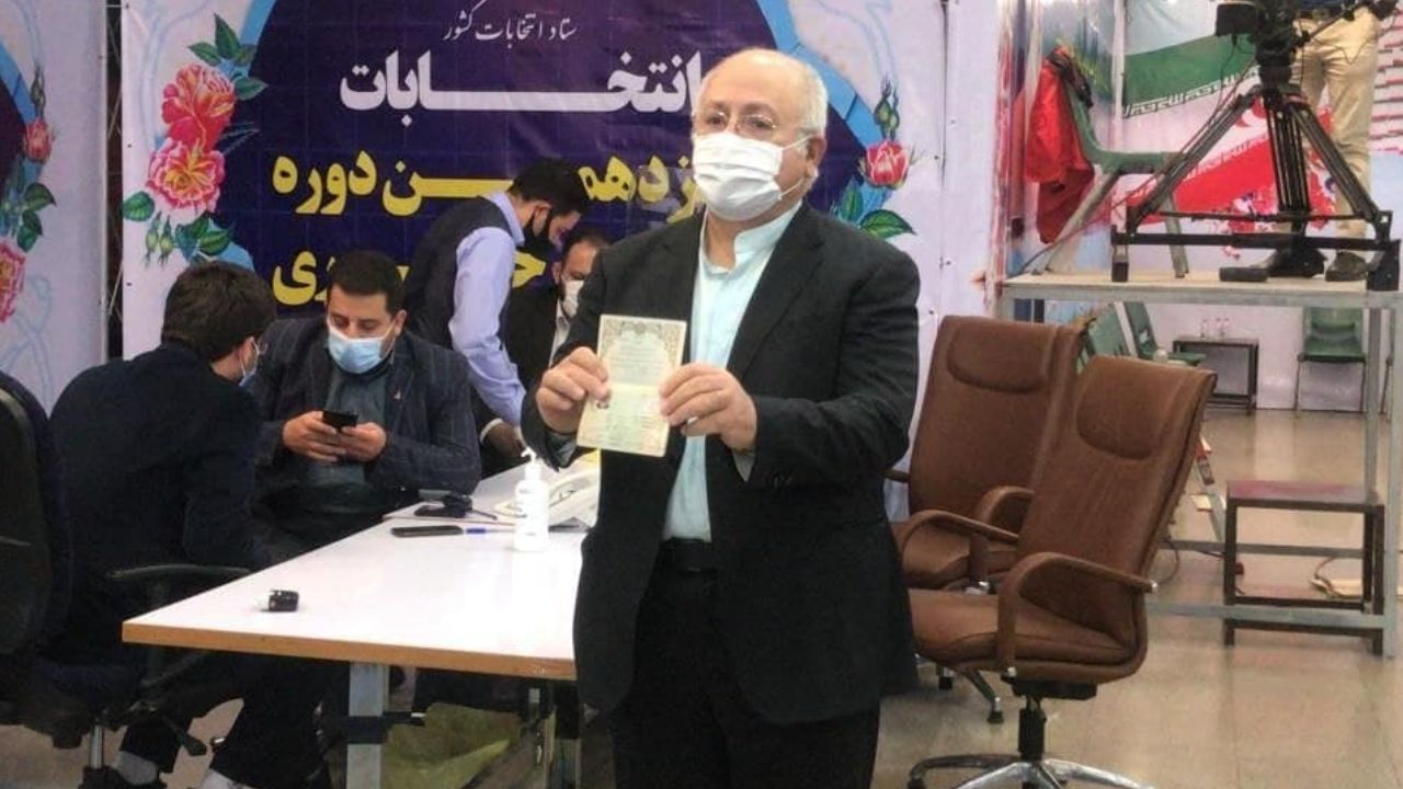 محمدجواد حق‌شناس در انتخابات ثبت نام کرد