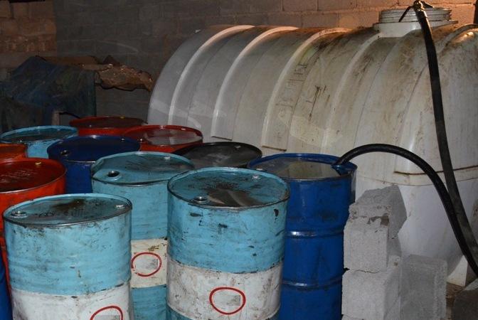 دپو سوخت قاچاق در یکی از روستاهای آستانه اشرفیه