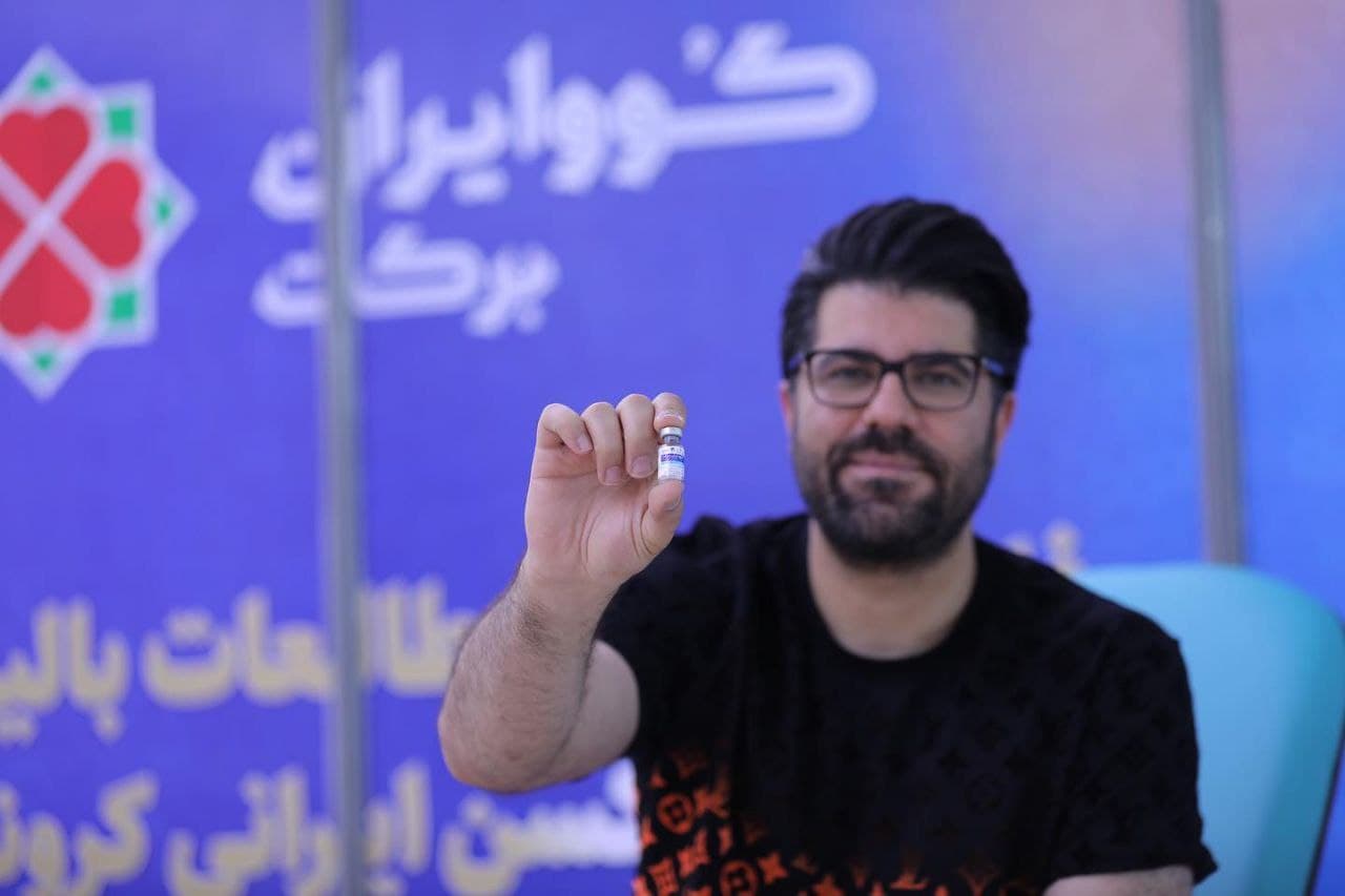 “حامد همایون” هم واکسن ایرانی کرونا زد