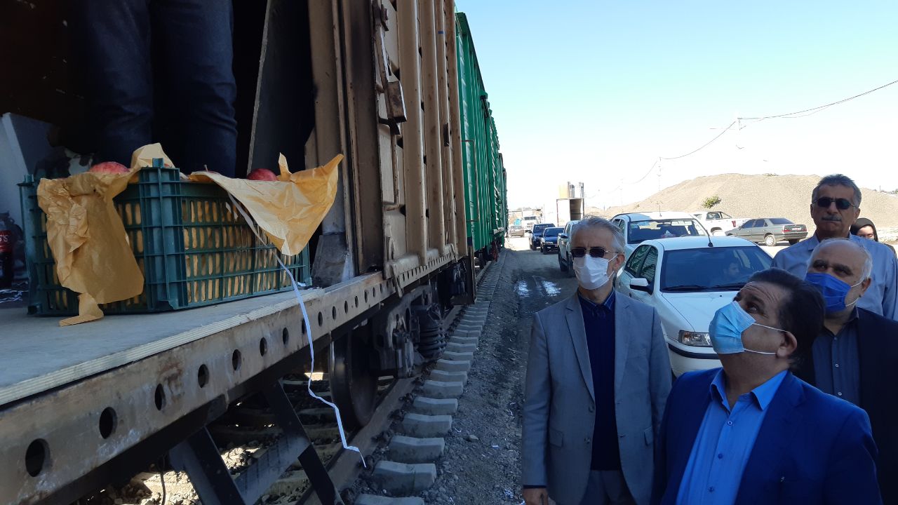۹۲ درصد محصولات کشاورزی ایران به روسیه از مرزهای آستارا صادر می‌شود