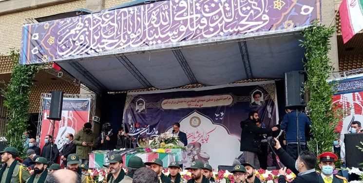تشییع و تدفین پیکر دو شهید گمنام در محوطه وزارت کشور