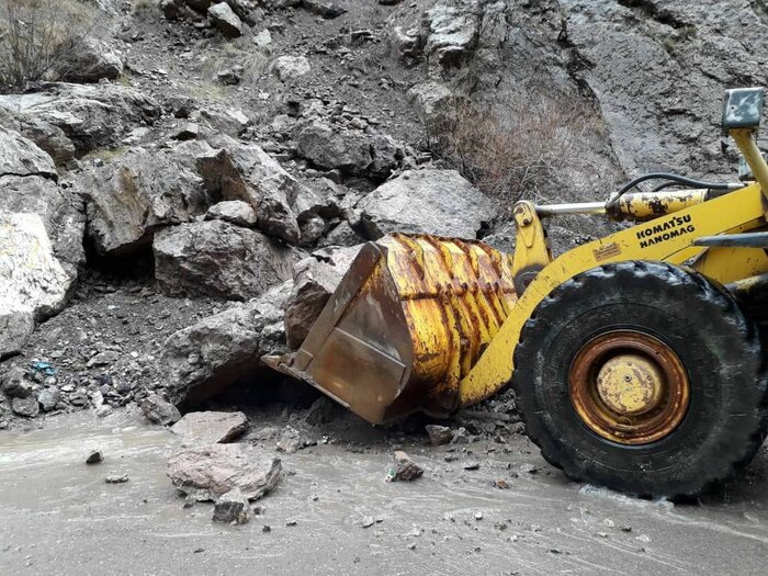 حادثه ریزش سنگ معدن در رودبار/ یک نفر مصدوم شد