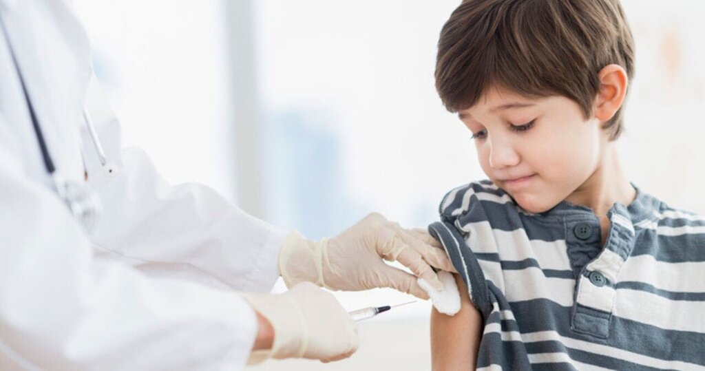 لزوم واکسیناسیون به موقع کودکان علیه کرونا