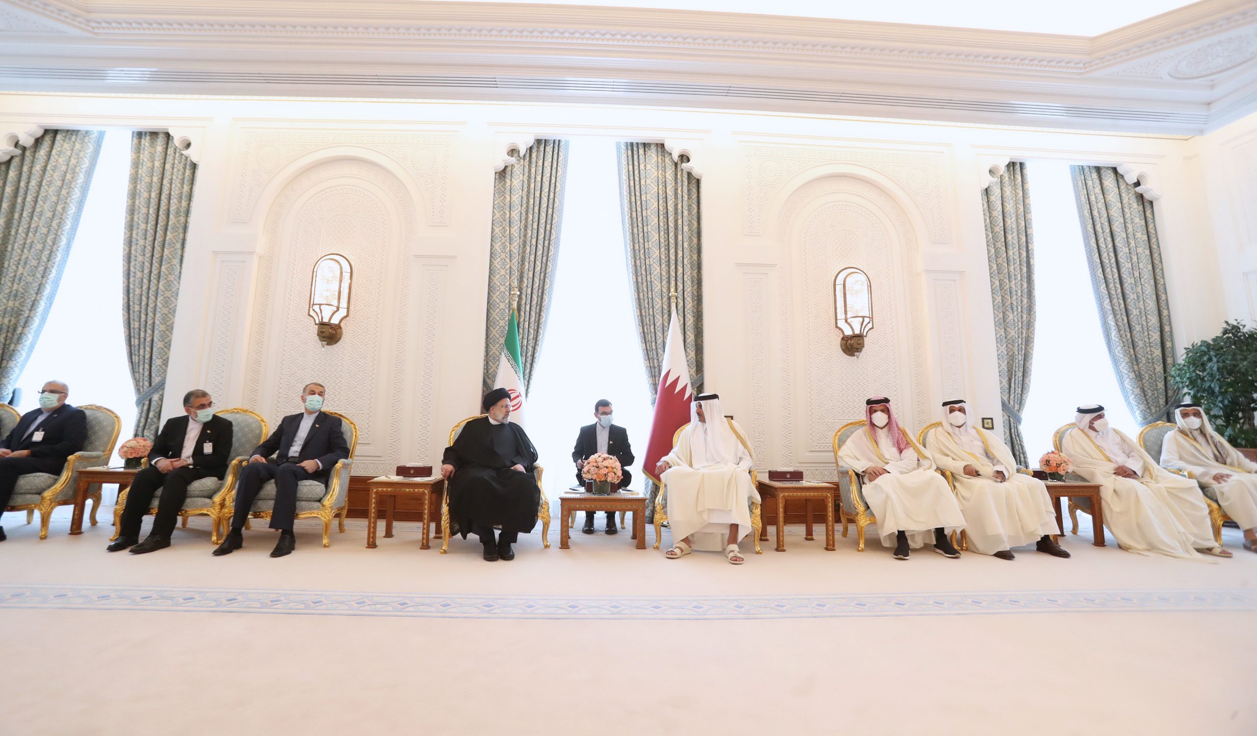 امیر قطر: اجازه نخواهیم داد هیچ مسئله‌ای مانع گسترش روابط با ایران شود