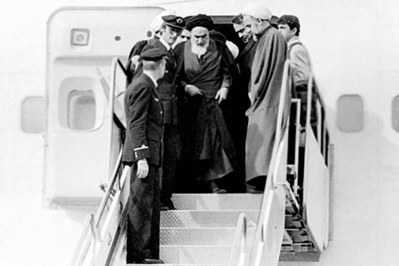 خاطرات ناگفته از اولین شب ورود امام به ایران؛ آنچه پیش می‌آید، خواست خداست