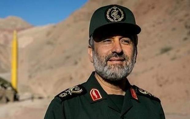 سردار حاجی‌زاده: به زودی از موشکی راهبردی رونمایی می‌شود