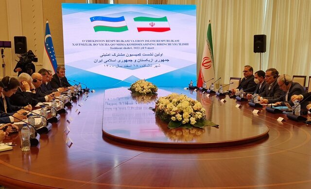 دیدار علی شمخانی با مشاور امنیت ملی رئیس‌جمهور ازبکستان