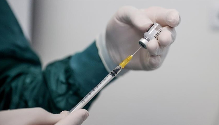 برنامه واکسیناسیون کرونا در رشت| یکشنبه ۷ فروردین