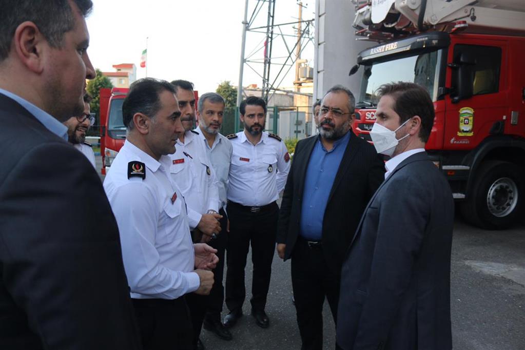 لزوم تحقق خودکفایی در سازمان آتش نشانی/ احداث ایستگاه ۱۵ آتش نشانی در بلوار خرمشهر تا پایان امسال