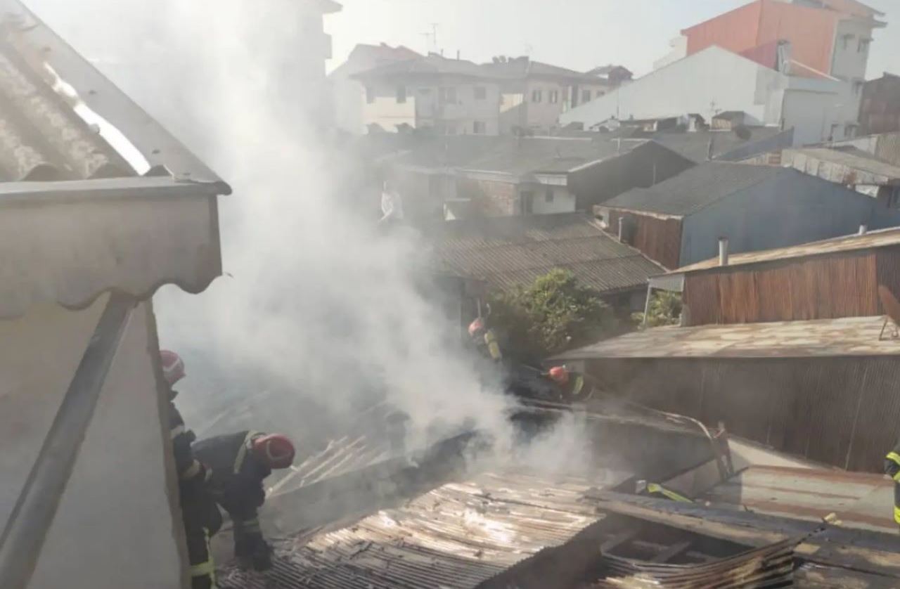 آتش سوزی خانه‌ ویلایی در منظریه رشت