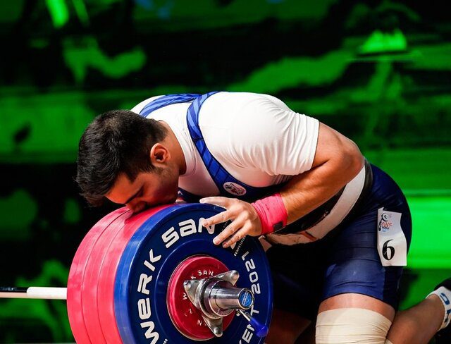 رکورد شکنی غیررسمی وزنه‌بردار ایرانی در بازی‌های کشورهای اسلامی