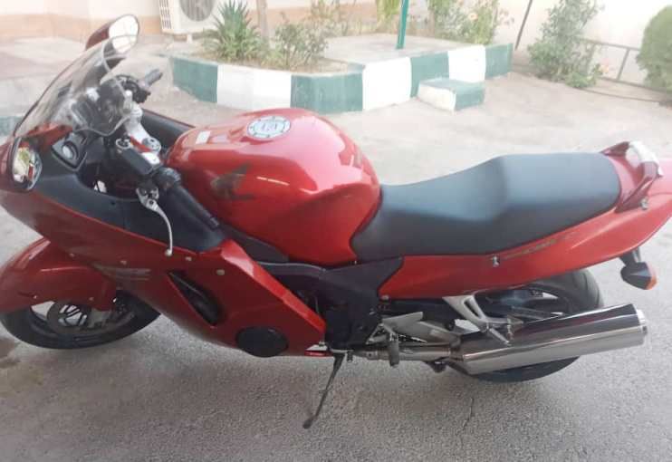 موتورسیکلت قاچاق در توقیف پلیس رودبار