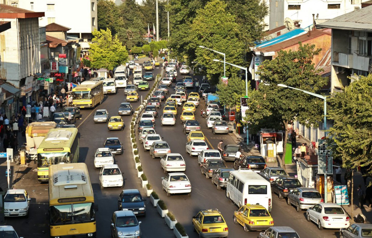 رشت، پرترافیک‌ترین شهر استان است/ وقوع ۲۰ درصد تصادفات در نقاط حادثه خیز درون شهری
