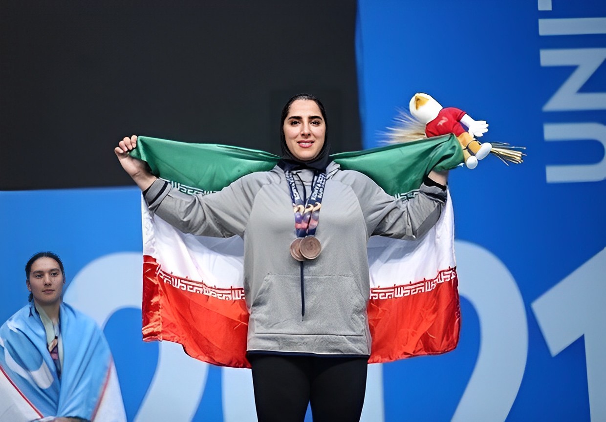 تاریخ‌سازی الهام حسینی در بحرین با کسب اولین مدال طلای وزنه‌برداری بزرگسالان آسیا