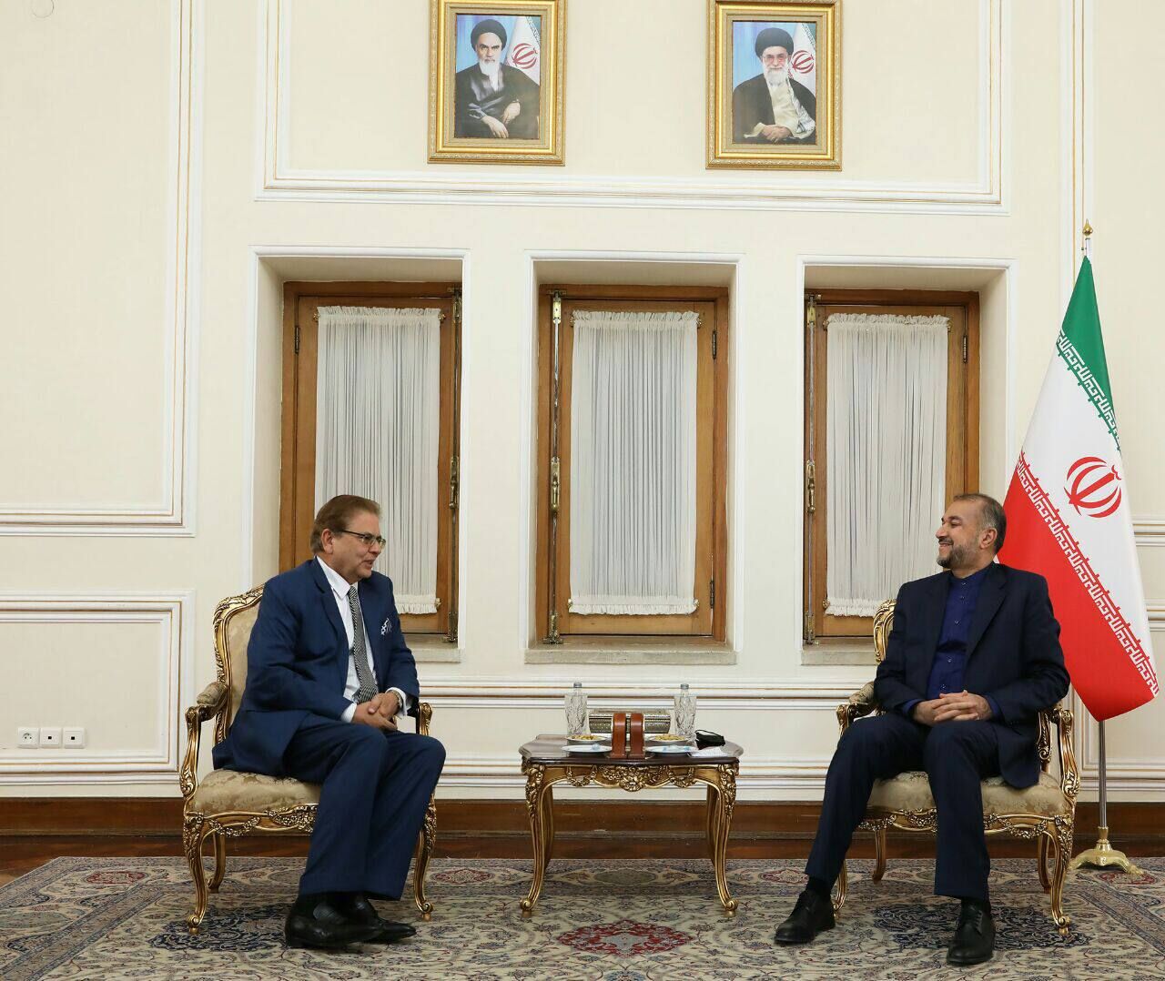 ایران آماده برگزاری نشست فوق العاده وزرای خارجه کشورهای همسایه افغانستان است