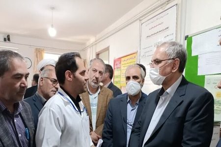 سفر وزیر بهداشت به خوی برای بررسی وضعیت مناطق زلزله زده و روند رسیدگی به مصدومان