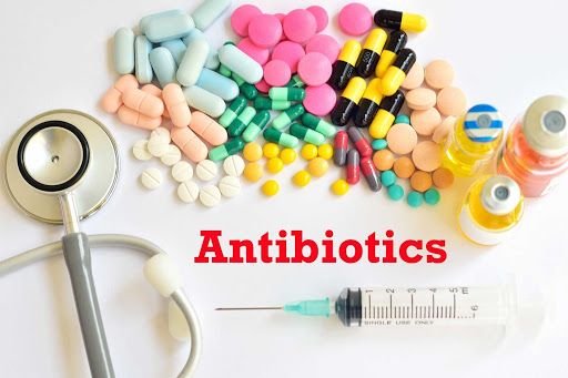 چگونه از مشکلات گوارشی مصرف آنتی بیوتیک پیشگیری کنیم؟